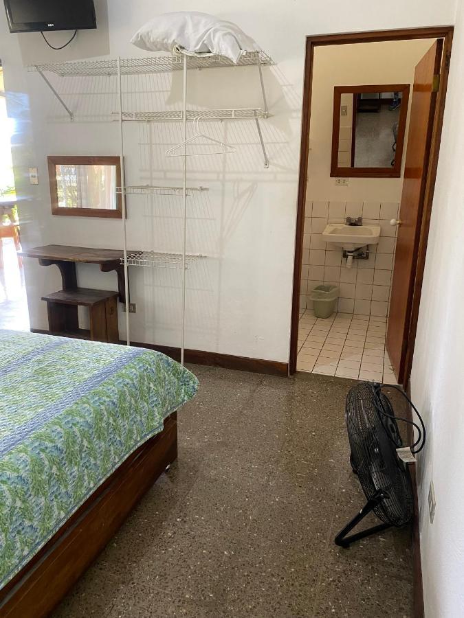 Hotel Del Aserradero Liberia Esterno foto