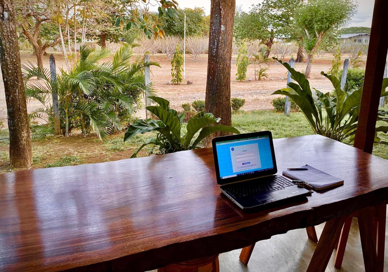 Hotel Del Aserradero Liberia Esterno foto